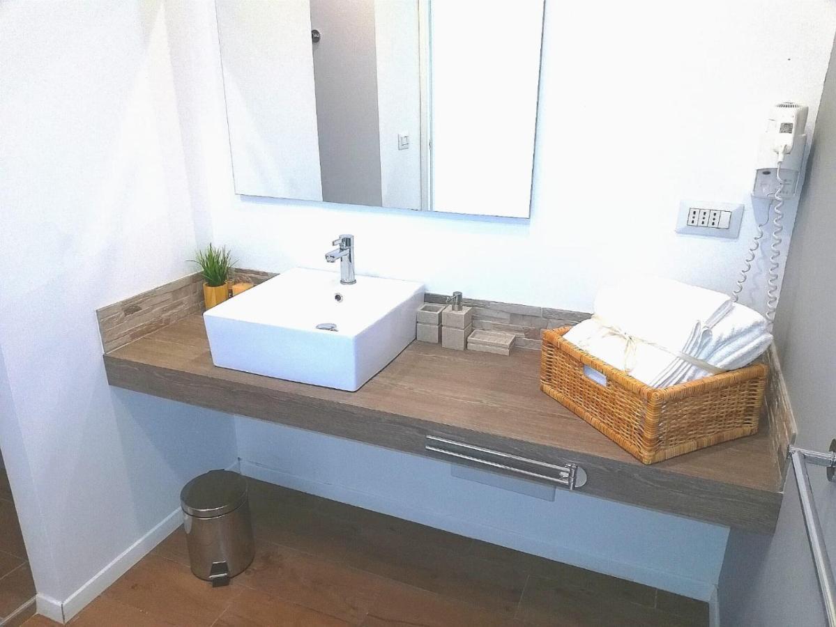 B&B Suites Via Del Mare Presicce Buitenkant foto