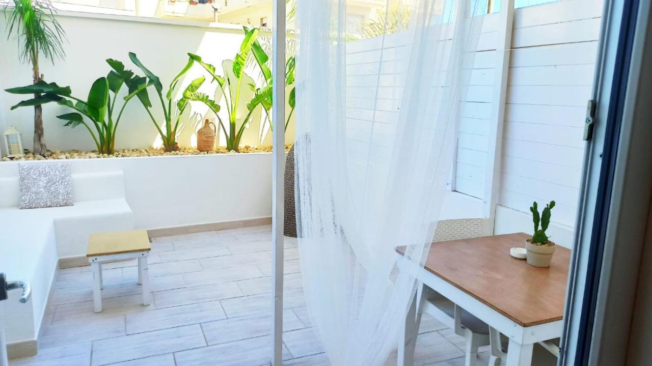 B&B Suites Via Del Mare Presicce Buitenkant foto